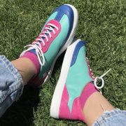 Zapatilla turquesa fucsia