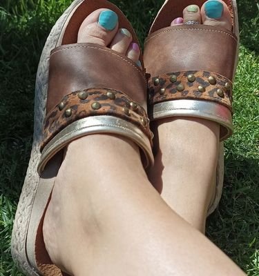 Chala Dalia café chita dorado