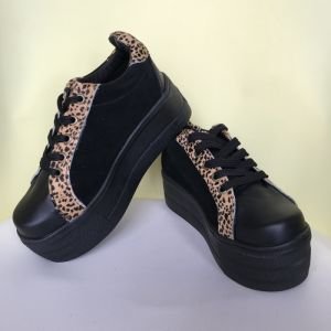 Zapatilla Dolce planta 5,5 cm negro liso reno chita