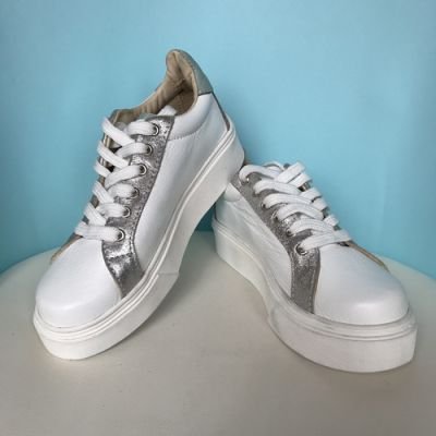 Zapatilla Dolce planta 3,5 cm blanco plata menta